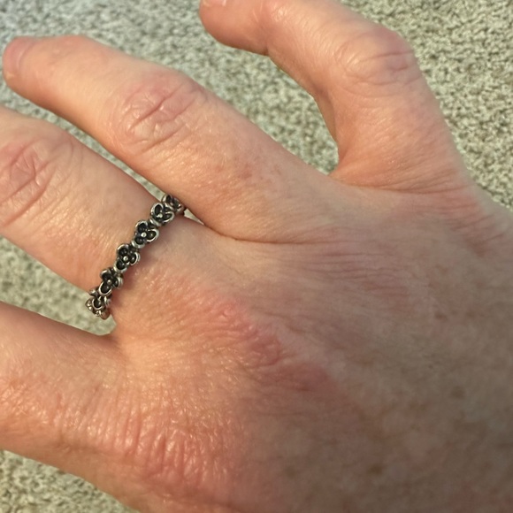 Sterling Silver Floral Ring - Picture 2 of 2